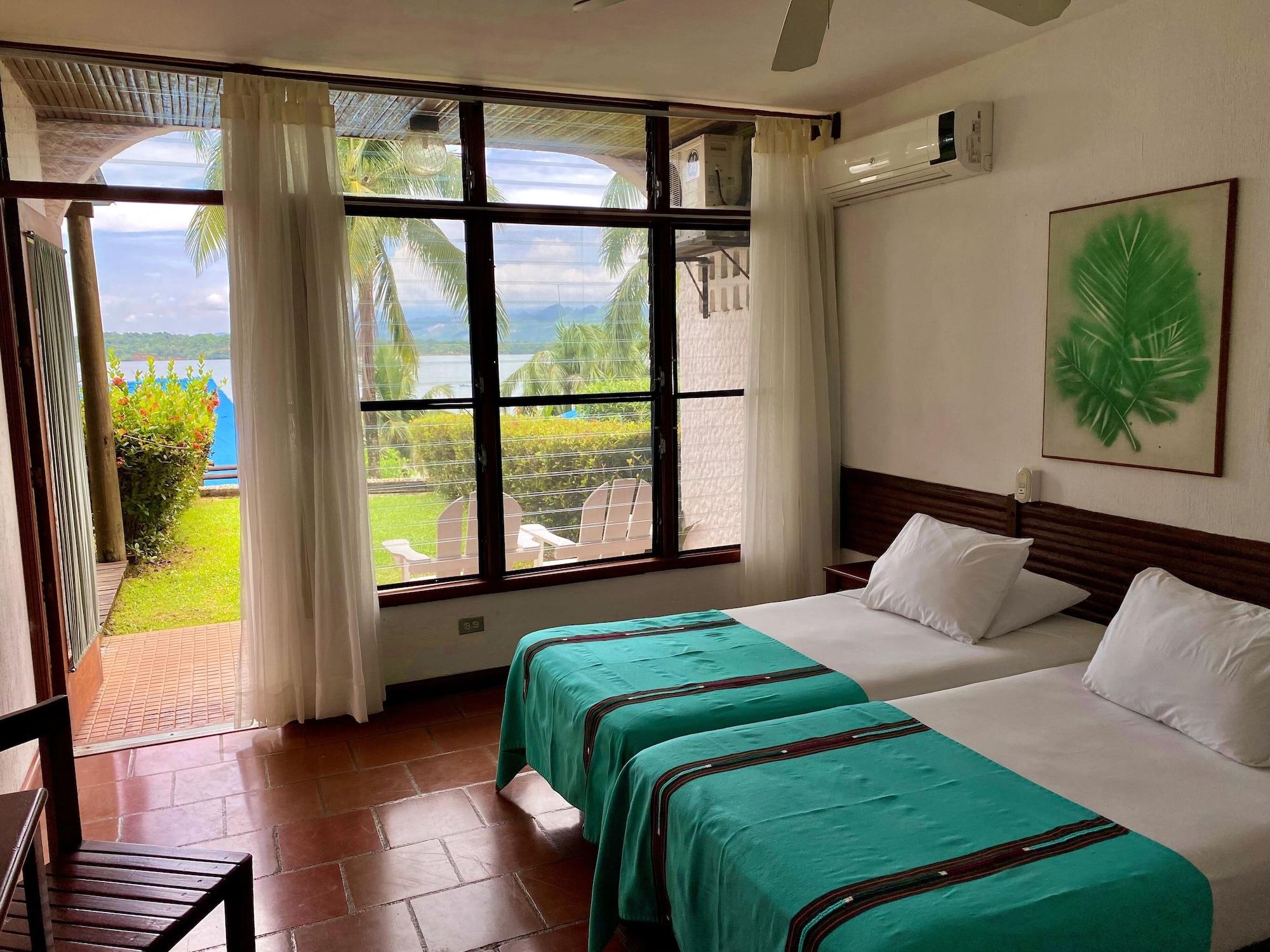 Villa Caribe Lívingston エクステリア 写真