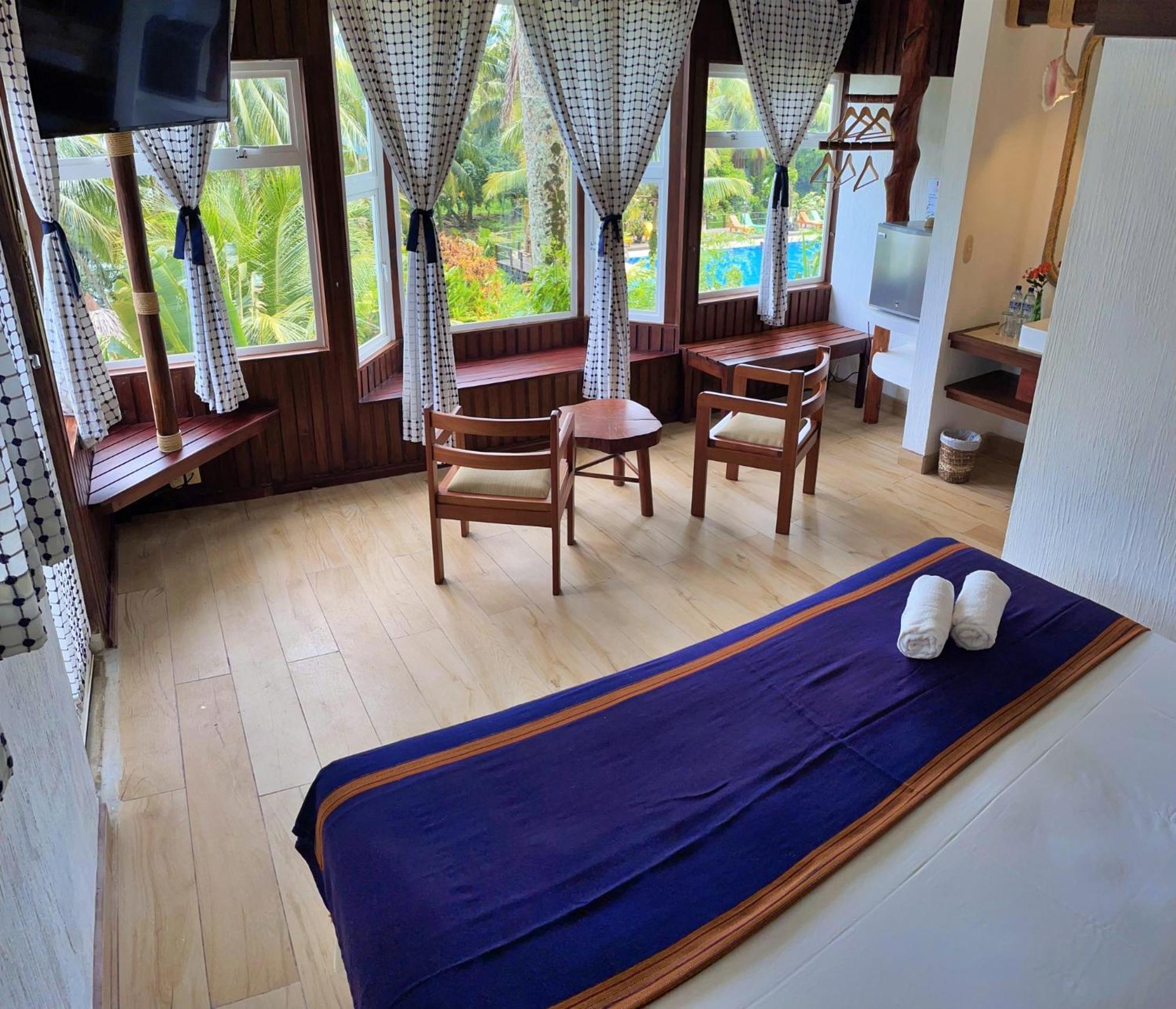 Villa Caribe Lívingston エクステリア 写真